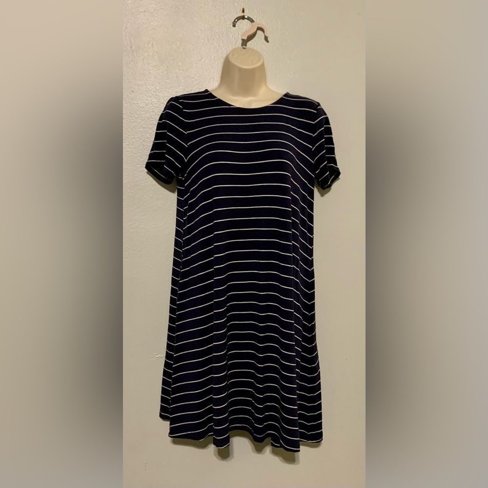 Old Navy Striped Navy Blue & White T-Shirt Dress